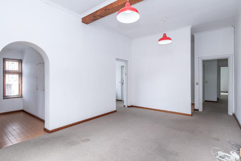 4 Bedroom Property for Sale in Claremont Upper Western Cape